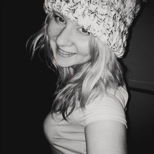 Meet your Posher, Aly